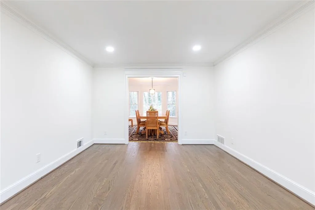 325 Breakwater Ridge, Atlanta, Georgia 30328, 5 Bedrooms Bedrooms, ,4 BathroomsBathrooms,Residential,Sold,325 Breakwater Ridge,6838047