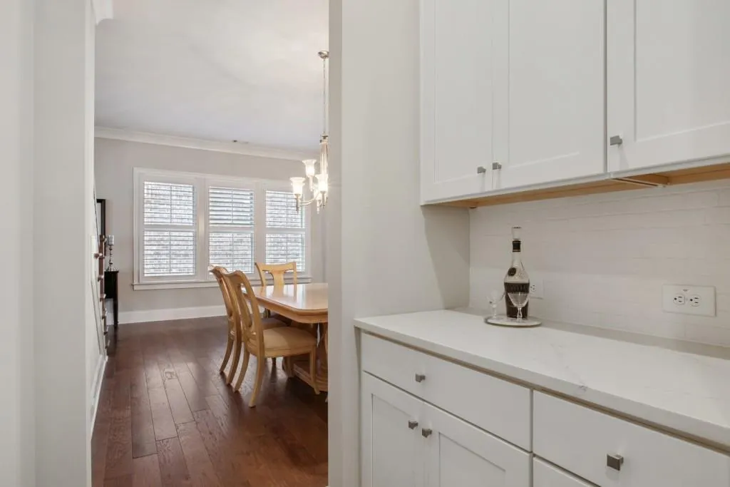 6494 Canopy Drive, Atlanta, Georgia 30328, 5 Bedrooms Bedrooms, ,4 BathroomsBathrooms,Residential,Sold,6494 Canopy Drive,6981534