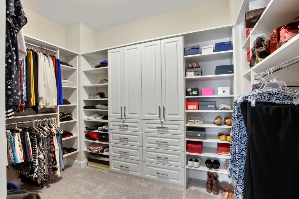 6494 Canopy Drive, Atlanta, Georgia 30328, 5 Bedrooms Bedrooms, ,4 BathroomsBathrooms,Residential,Sold,6494 Canopy Drive,6981534