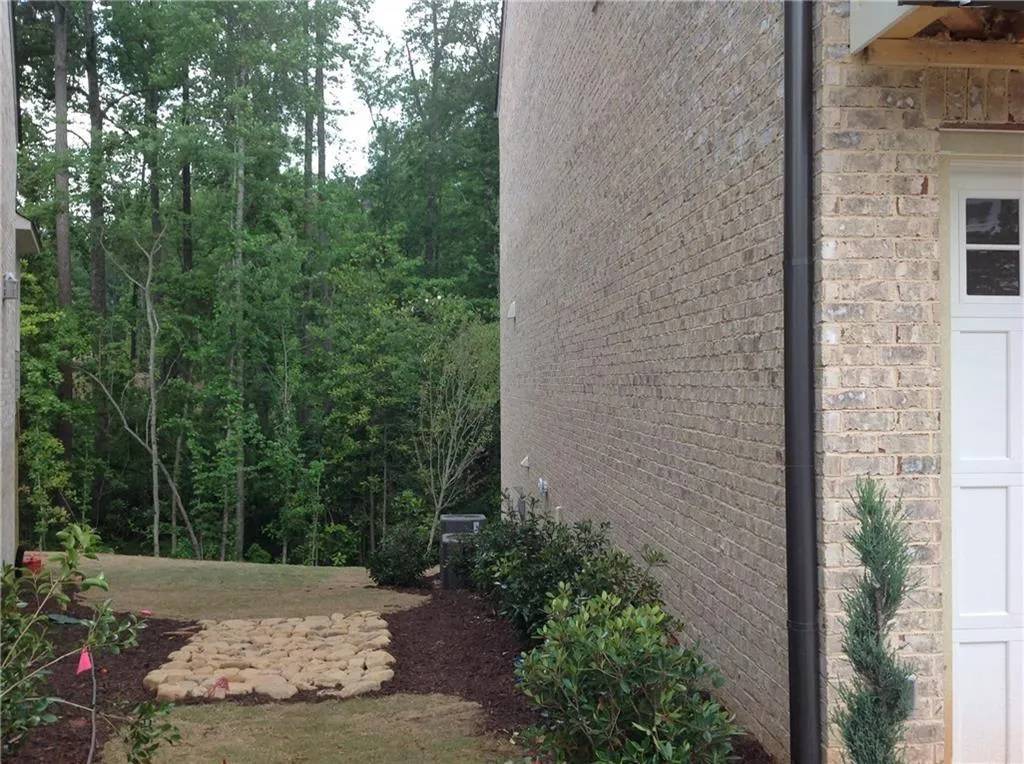 6494 Canopy Drive, Atlanta, Georgia 30328, 5 Bedrooms Bedrooms, ,4 BathroomsBathrooms,Residential,Sold,6494 Canopy Drive,6981534