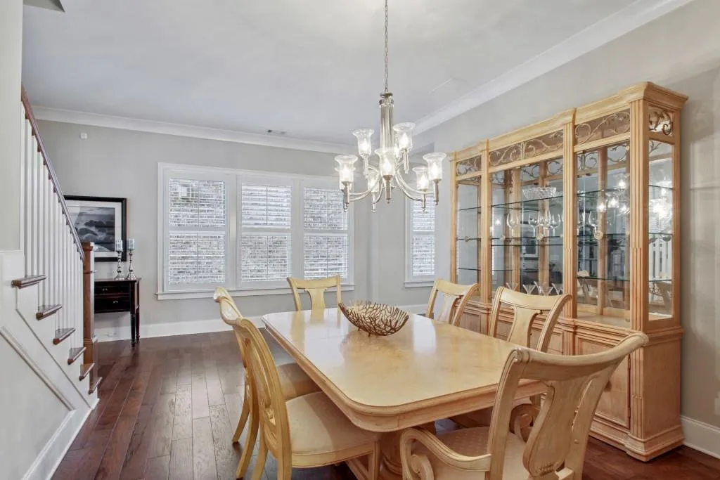 6494 Canopy Drive, Atlanta, Georgia 30328, 5 Bedrooms Bedrooms, ,4 BathroomsBathrooms,Residential,Sold,6494 Canopy Drive,6981534