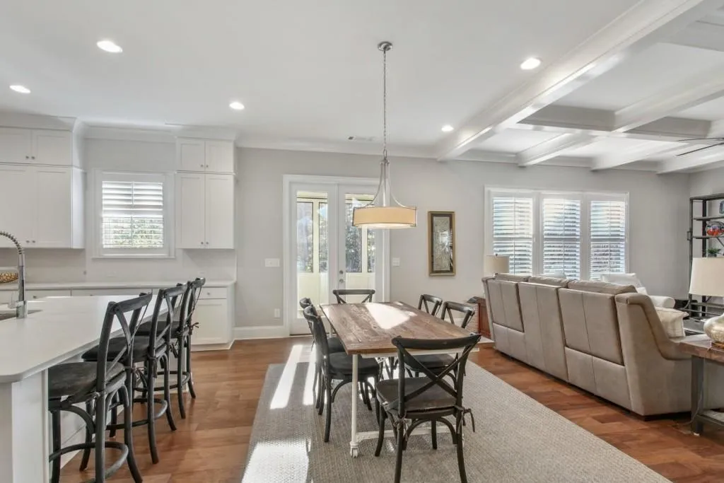 6494 Canopy Drive, Atlanta, Georgia 30328, 5 Bedrooms Bedrooms, ,4 BathroomsBathrooms,Residential,Sold,6494 Canopy Drive,6981534