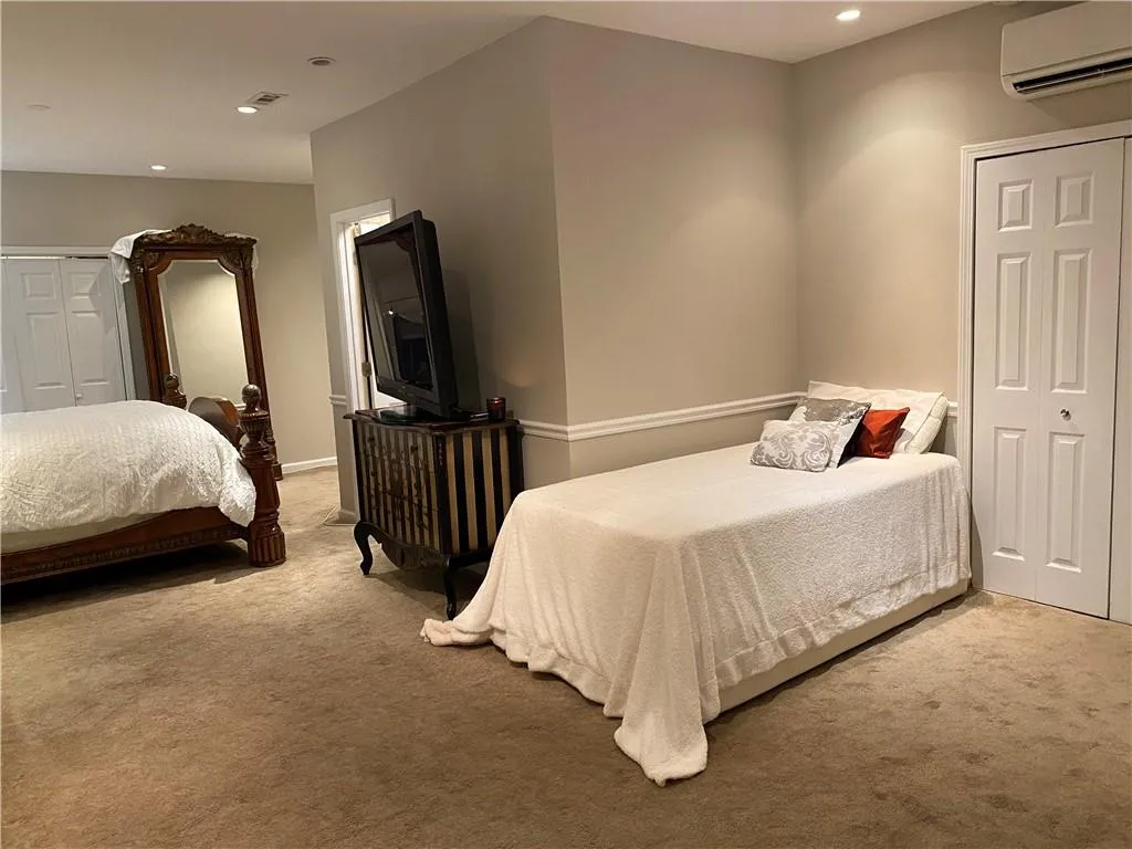 1804 Masons Creek Cir, Sandy Springs, Georgia 30350, 3 Bedrooms Bedrooms, ,3 BathroomsBathrooms,Residential,Sold,1804 Masons Creek Cir,6848134