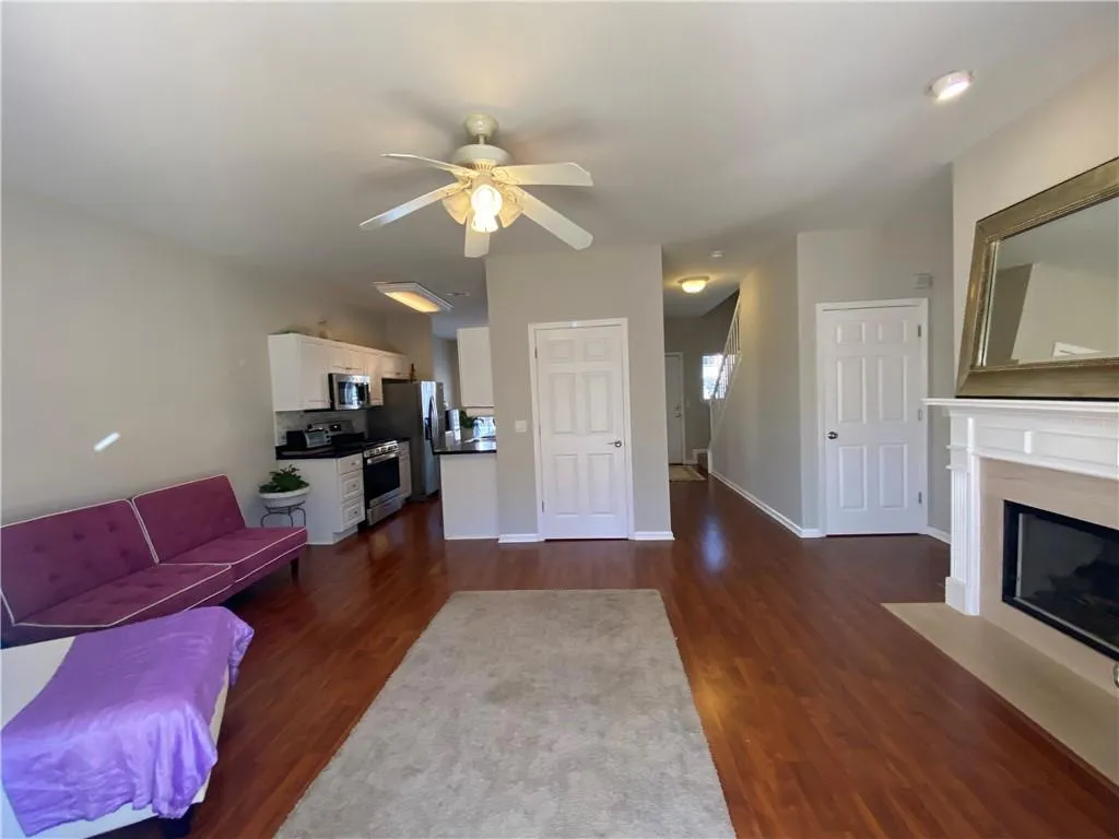 1804 Masons Creek Cir, Sandy Springs, Georgia 30350, 3 Bedrooms Bedrooms, ,3 BathroomsBathrooms,Residential,Sold,1804 Masons Creek Cir,6848134