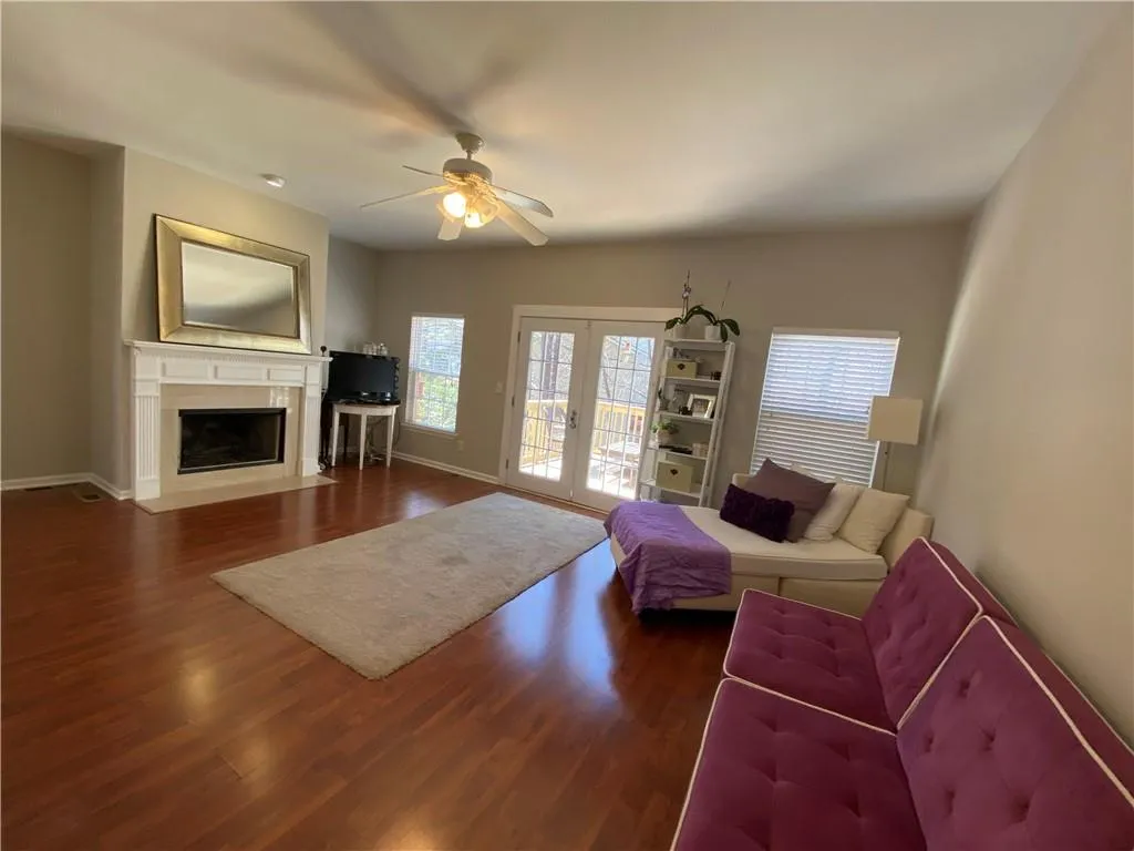 1804 Masons Creek Cir, Sandy Springs, Georgia 30350, 3 Bedrooms Bedrooms, ,3 BathroomsBathrooms,Residential,Sold,1804 Masons Creek Cir,6848134