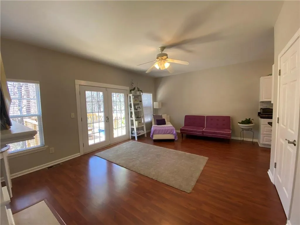 1804 Masons Creek Cir, Sandy Springs, Georgia 30350, 3 Bedrooms Bedrooms, ,3 BathroomsBathrooms,Residential,Sold,1804 Masons Creek Cir,6848134