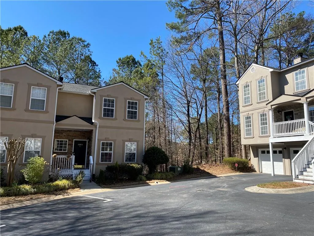 1804 Masons Creek Cir, Sandy Springs, Georgia 30350, 3 Bedrooms Bedrooms, ,3 BathroomsBathrooms,Residential,Sold,1804 Masons Creek Cir,6848134