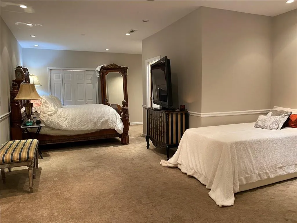 1804 Masons Creek Cir, Sandy Springs, Georgia 30350, 3 Bedrooms Bedrooms, ,3 BathroomsBathrooms,Residential,Sold,1804 Masons Creek Cir,6848134
