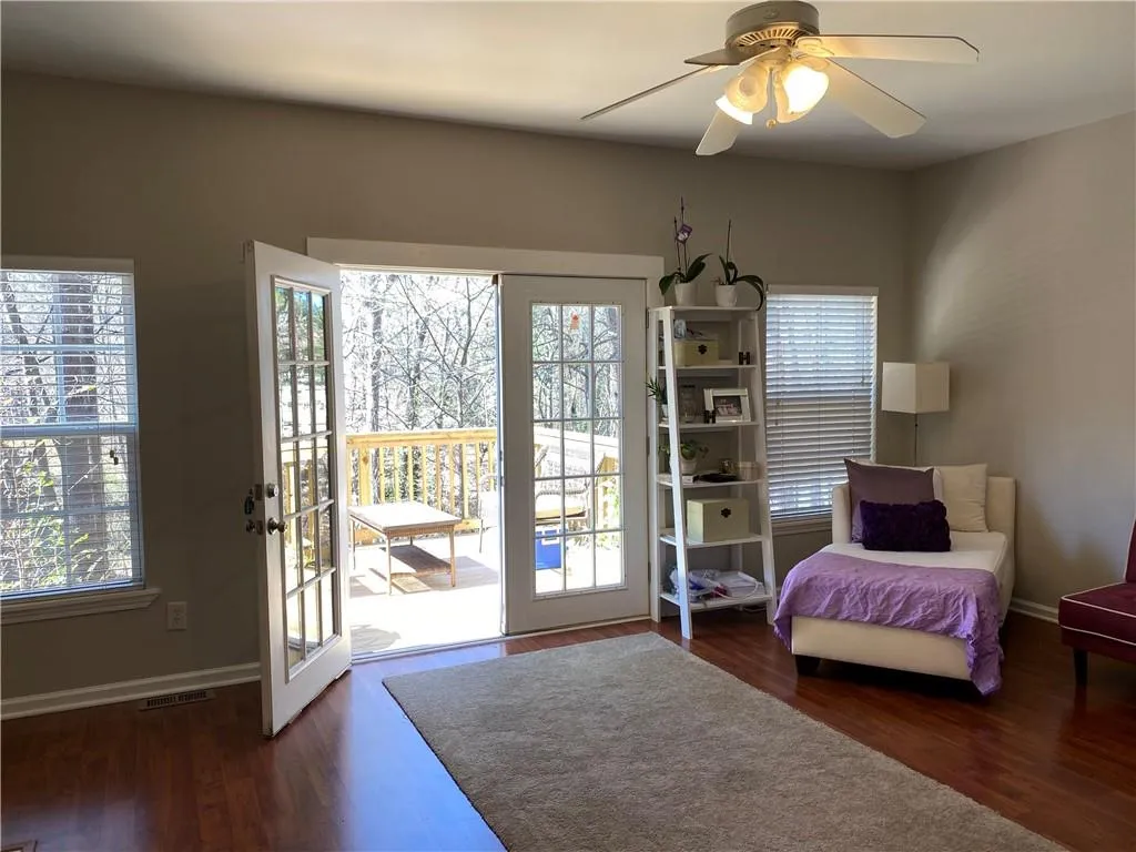 1804 Masons Creek Cir, Sandy Springs, Georgia 30350, 3 Bedrooms Bedrooms, ,3 BathroomsBathrooms,Residential,Sold,1804 Masons Creek Cir,6848134
