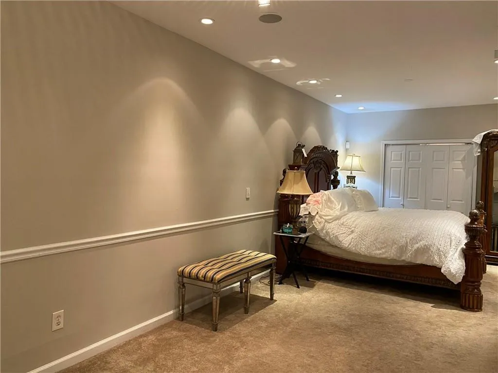 1804 Masons Creek Cir, Sandy Springs, Georgia 30350, 3 Bedrooms Bedrooms, ,3 BathroomsBathrooms,Residential,Sold,1804 Masons Creek Cir,6848134