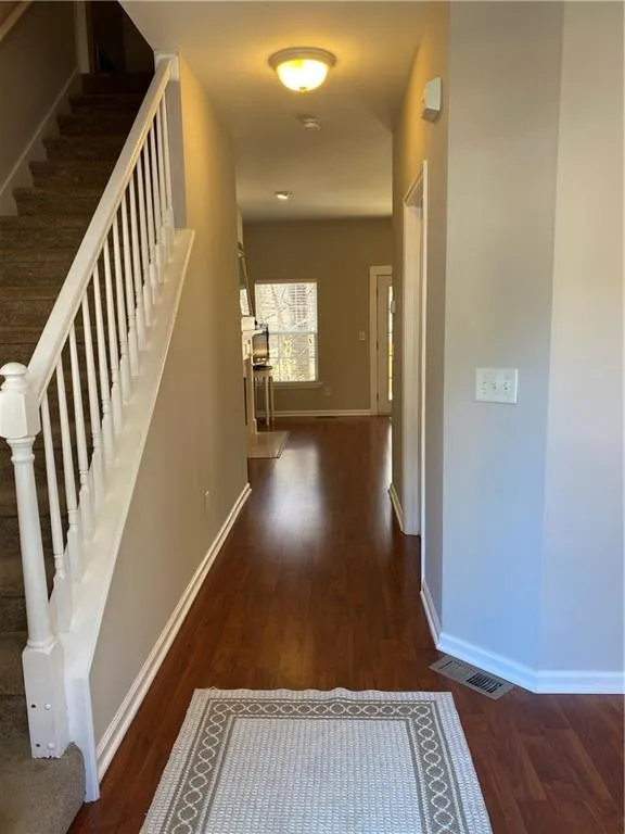 1804 Masons Creek Cir, Sandy Springs, Georgia 30350, 3 Bedrooms Bedrooms, ,3 BathroomsBathrooms,Residential,Sold,1804 Masons Creek Cir,6848134