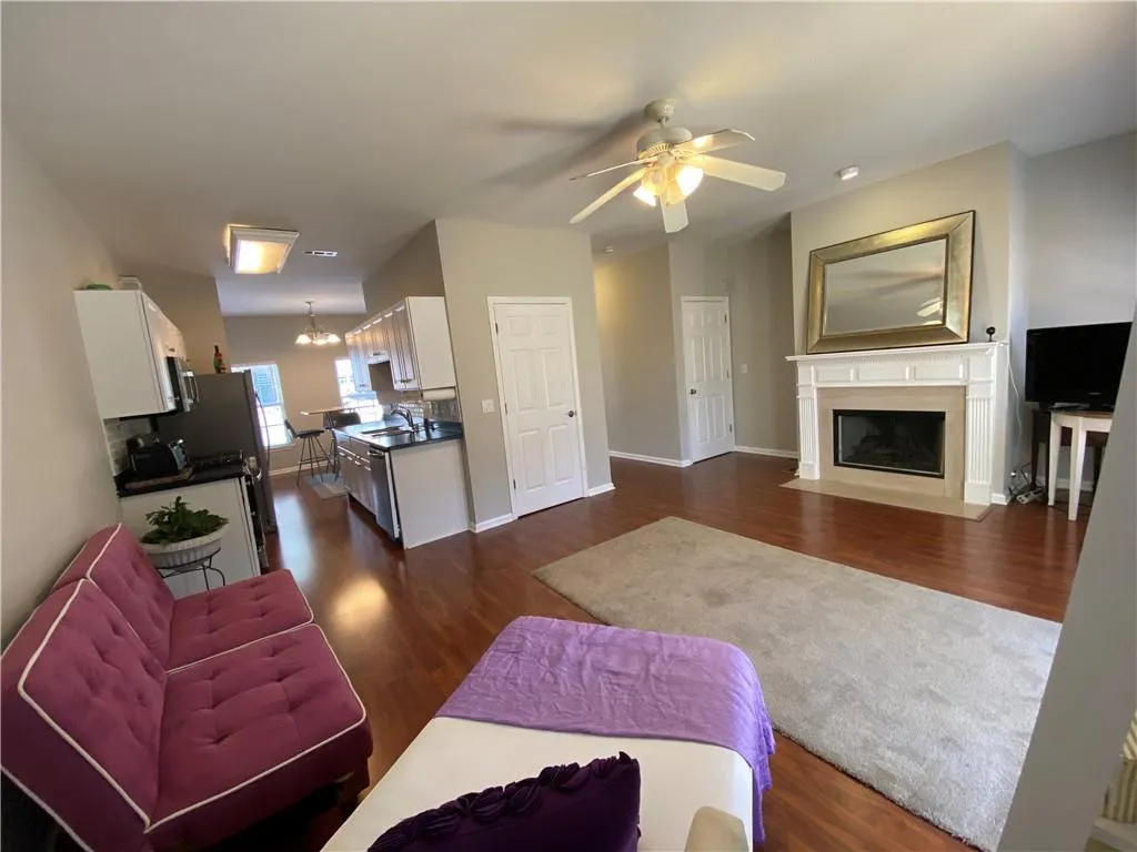 1804 Masons Creek Cir, Sandy Springs, Georgia 30350, 3 Bedrooms Bedrooms, ,3 BathroomsBathrooms,Residential,Sold,1804 Masons Creek Cir,6848134