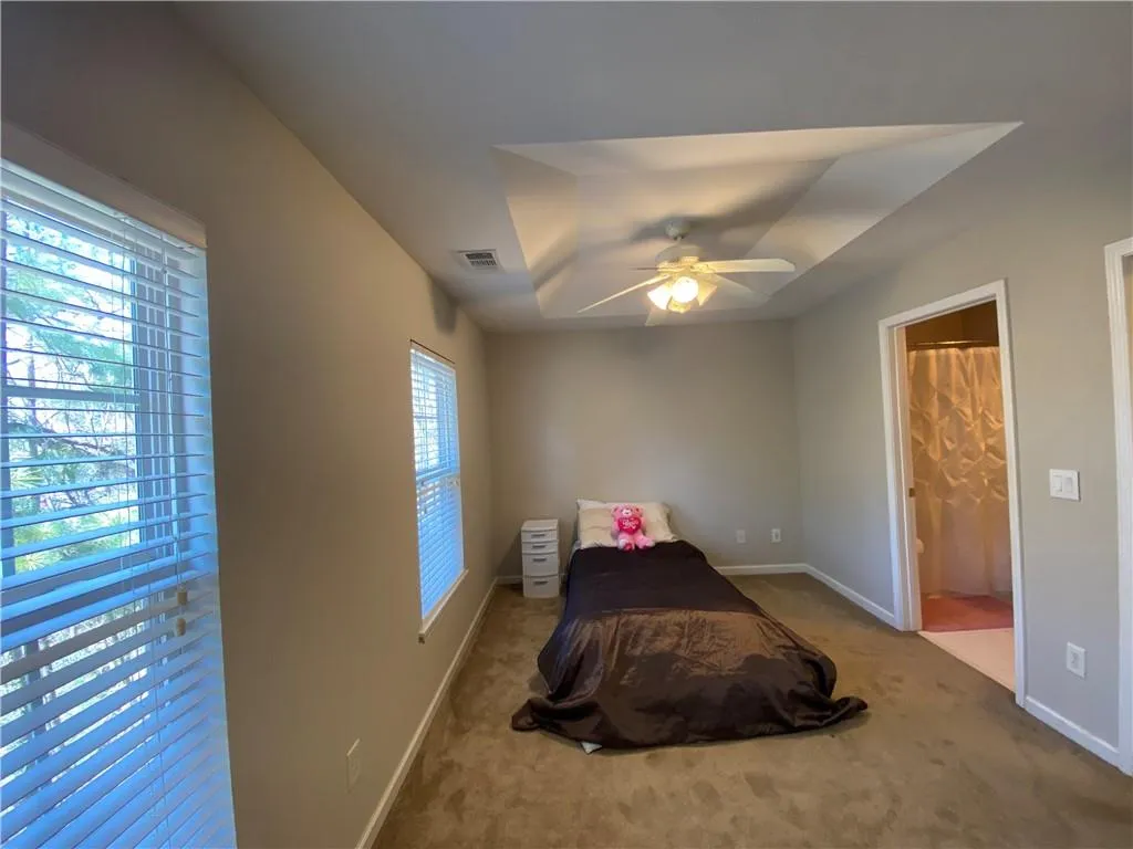 1804 Masons Creek Cir, Sandy Springs, Georgia 30350, 3 Bedrooms Bedrooms, ,3 BathroomsBathrooms,Residential,Sold,1804 Masons Creek Cir,6848134