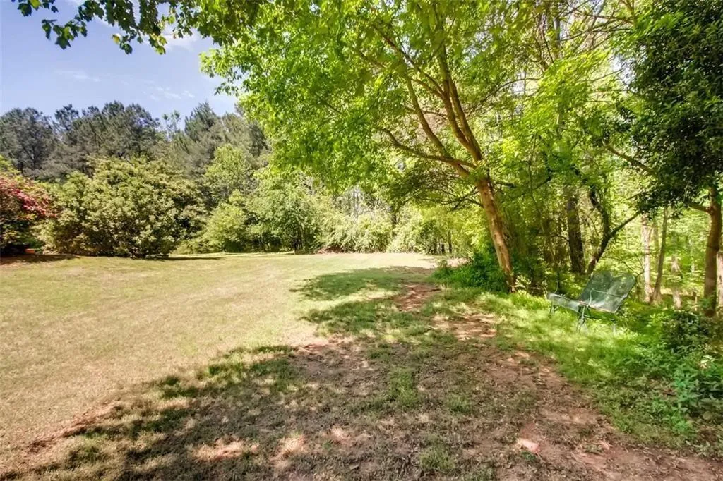 2208 Queen Anne Court, Sandy Springs, Georgia 30350, 3 Bedrooms Bedrooms, ,2 BathroomsBathrooms,Residential,Sold,2208 Queen Anne Court,6969131