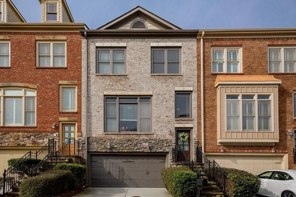 360 Mystic Ridge Lane, Sandy Springs, Georgia 30342, 4 Bedrooms Bedrooms, ,3 BathroomsBathrooms,Residential,Sold,360 Mystic Ridge Lane,6685197