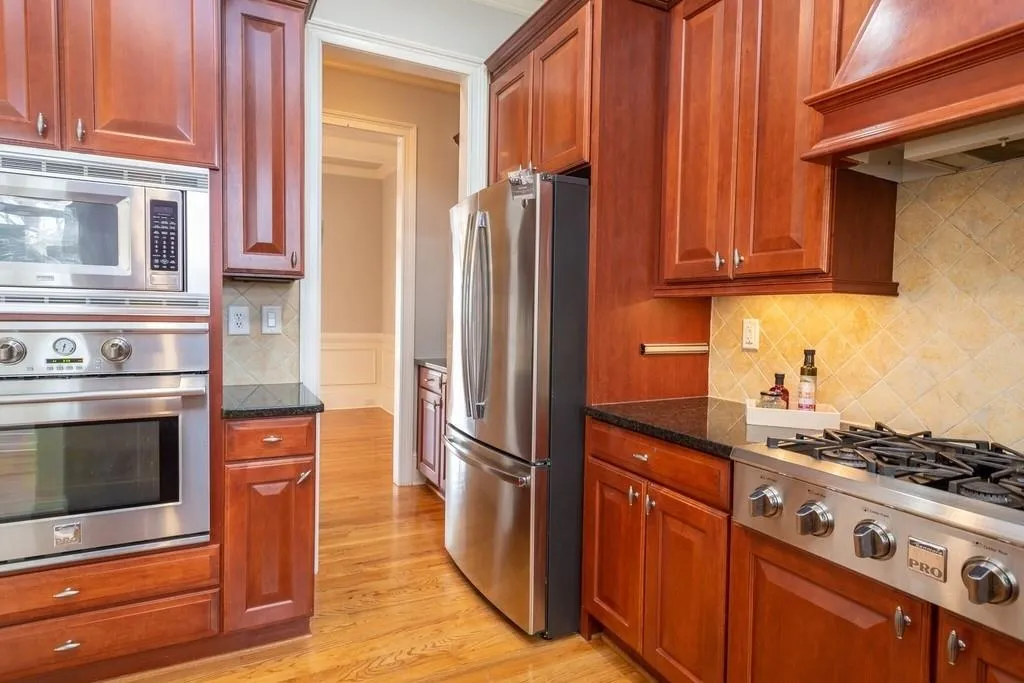 360 Mystic Ridge Lane, Sandy Springs, Georgia 30342, 4 Bedrooms Bedrooms, ,3 BathroomsBathrooms,Residential,Sold,360 Mystic Ridge Lane,6685197