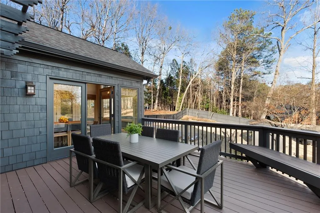 4895 High Point Road, Atlanta, Georgia 30342, 4 Bedrooms Bedrooms, ,3 BathroomsBathrooms,Residential,Sold,4895 High Point Road,6849541
