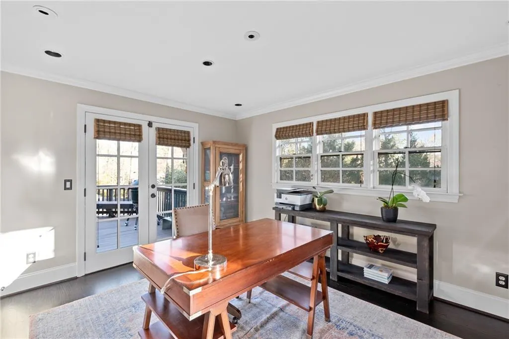 4895 High Point Road, Atlanta, Georgia 30342, 4 Bedrooms Bedrooms, ,3 BathroomsBathrooms,Residential,Sold,4895 High Point Road,6849541