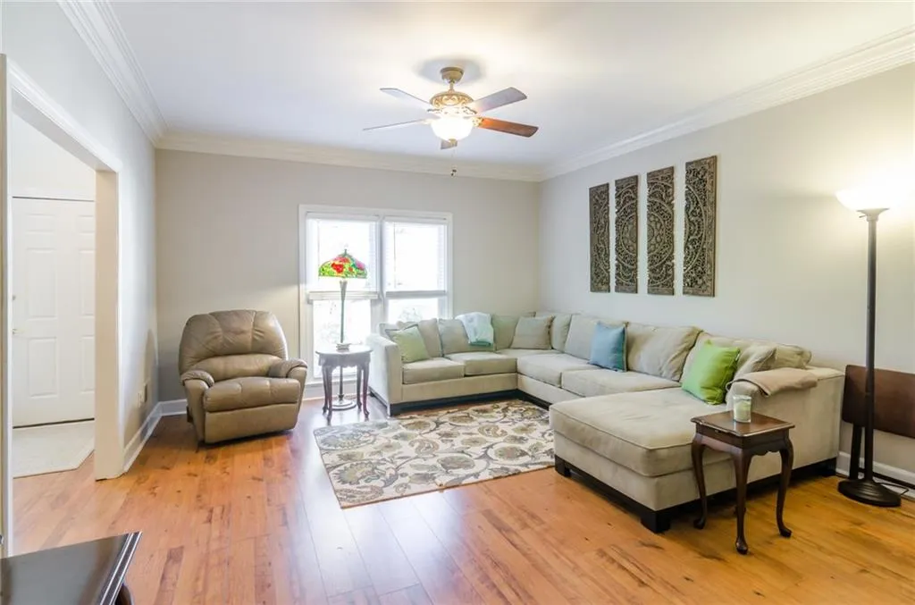 9 Forest Ridge Court, Sandy Springs, Georgia 30350, 2 Bedrooms Bedrooms, ,2 BathroomsBathrooms,Residential,Sold,9 Forest Ridge Court,5671836