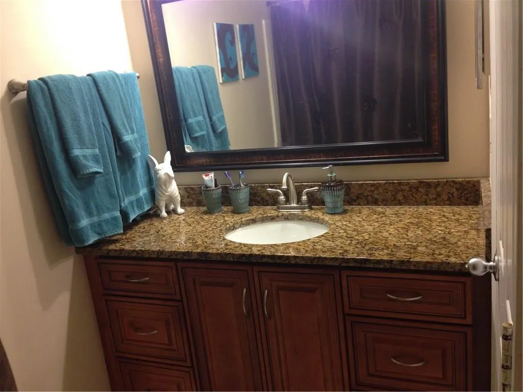 7500 Roswell Road Unit 86, Sandy Springs, Georgia 30350, 2 Bedrooms Bedrooms, ,2 BathroomsBathrooms,Residential,Sold,7500 Roswell Road Unit 86,5702897