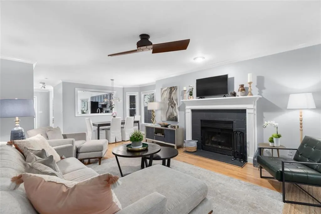 1601 Defoors Landing Nw, Atlanta, Georgia 30318, 2 Bedrooms Bedrooms, ,2 BathroomsBathrooms,Residential,For Sale,1601 Defoors Landing Nw,7646774