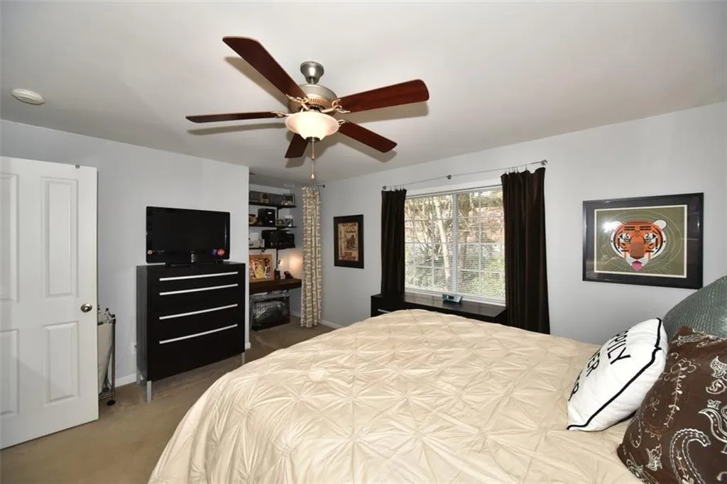 6940 Roswell Road Unit 20a, Atlanta, Georgia 30328, 2 Bedrooms Bedrooms, ,1 BathroomBathrooms,Residential,Sold,6940 Roswell Road Unit 20a,5640284