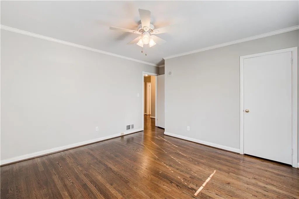 5195 Timber Trail South S, Atlanta, Georgia 30342, 3 Bedrooms Bedrooms, ,3 BathroomsBathrooms,Residential,Sold,5195 Timber Trail South S,7196307