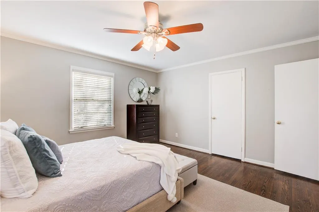 5195 Timber Trail South S, Atlanta, Georgia 30342, 3 Bedrooms Bedrooms, ,3 BathroomsBathrooms,Residential,Sold,5195 Timber Trail South S,7196307