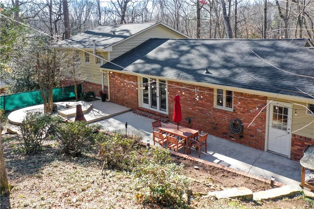 5195 Timber Trail South S, Atlanta, Georgia 30342, 3 Bedrooms Bedrooms, ,3 BathroomsBathrooms,Residential,Sold,5195 Timber Trail South S,7196307