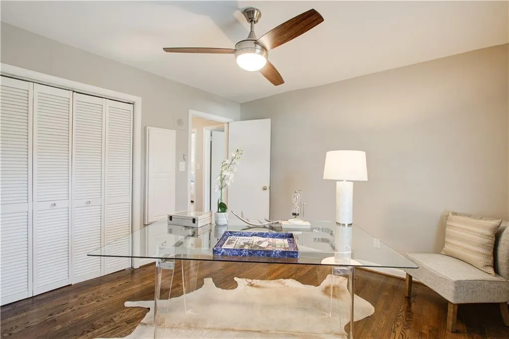 5195 Timber Trail South S, Atlanta, Georgia 30342, 3 Bedrooms Bedrooms, ,3 BathroomsBathrooms,Residential,Sold,5195 Timber Trail South S,7196307