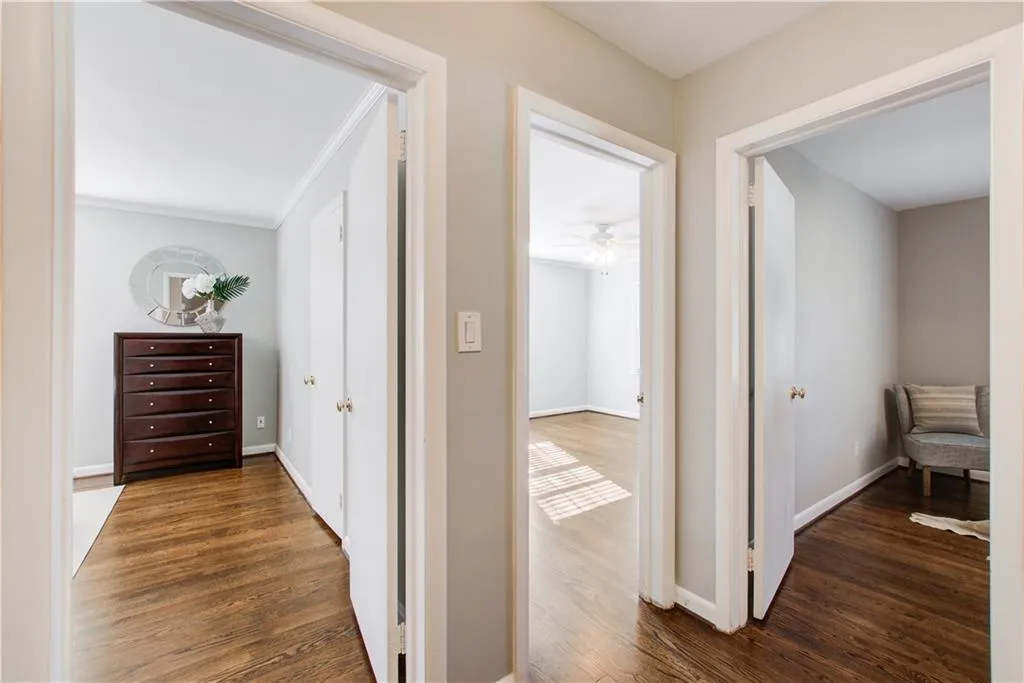 5195 Timber Trail South S, Atlanta, Georgia 30342, 3 Bedrooms Bedrooms, ,3 BathroomsBathrooms,Residential,Sold,5195 Timber Trail South S,7196307