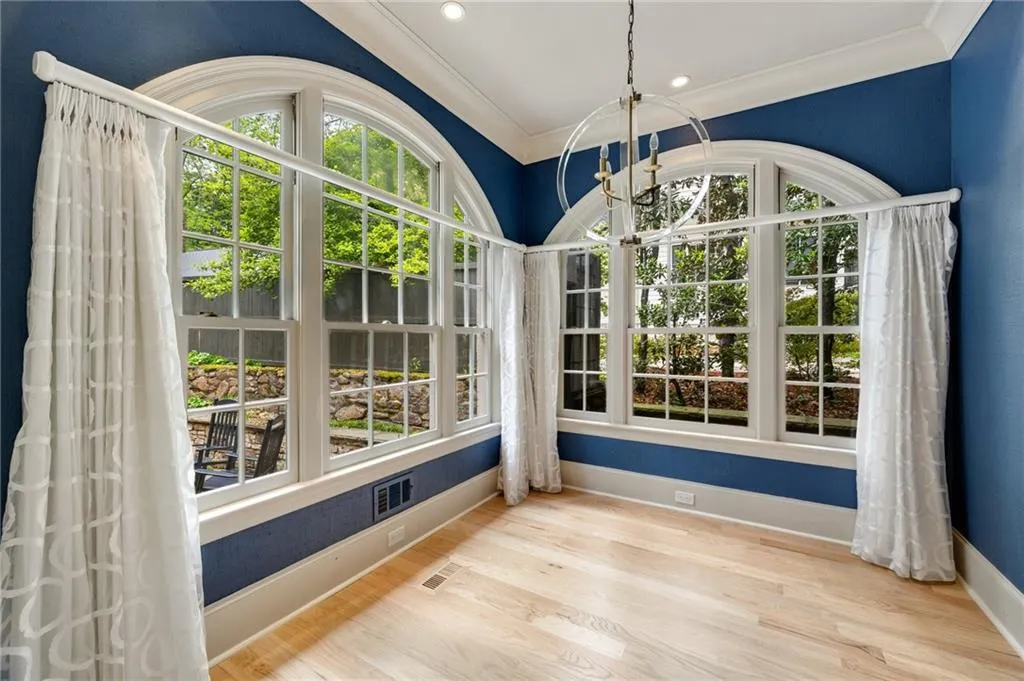 2522 Habersham Road Nw, Atlanta, Georgia 30305, 5 Bedrooms Bedrooms, ,4 BathroomsBathrooms,Residential,For Sale,2522 Habersham Road Nw,7513762