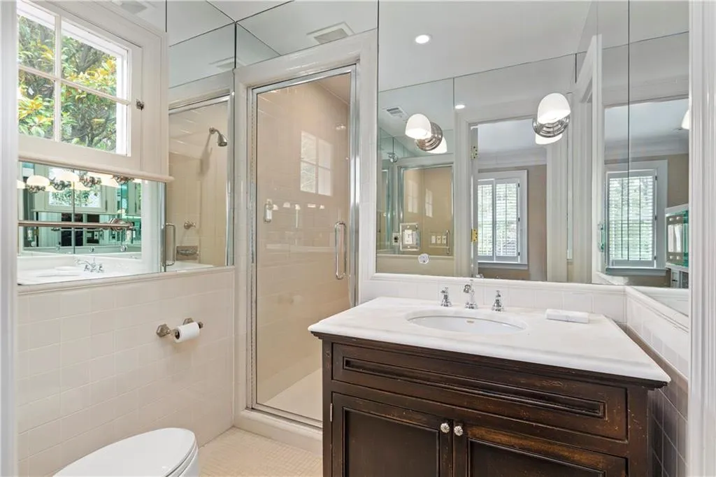 2522 Habersham Road Nw, Atlanta, Georgia 30305, 5 Bedrooms Bedrooms, ,4 BathroomsBathrooms,Residential,For Sale,2522 Habersham Road Nw,7513762