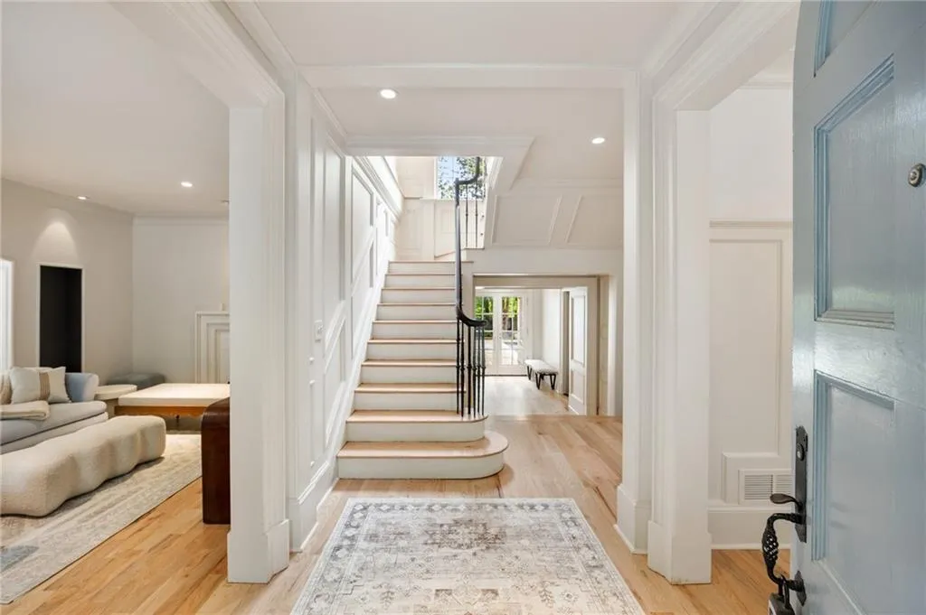 2522 Habersham Road Nw, Atlanta, Georgia 30305, 5 Bedrooms Bedrooms, ,4 BathroomsBathrooms,Residential,For Sale,2522 Habersham Road Nw,7513762