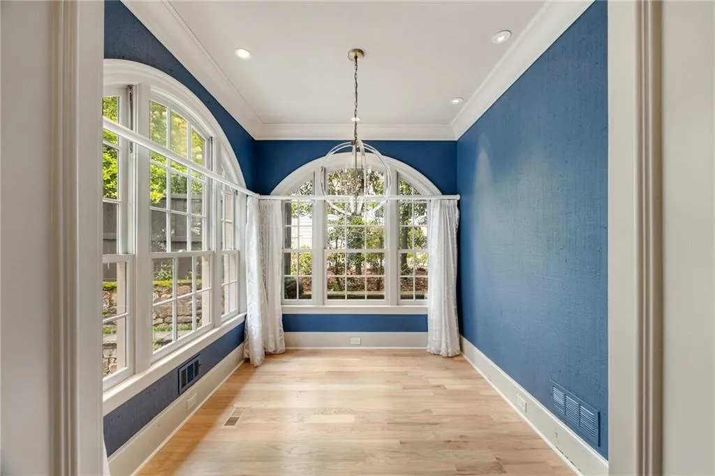 2522 Habersham Road Nw, Atlanta, Georgia 30305, 5 Bedrooms Bedrooms, ,4 BathroomsBathrooms,Residential,For Sale,2522 Habersham Road Nw,7513762