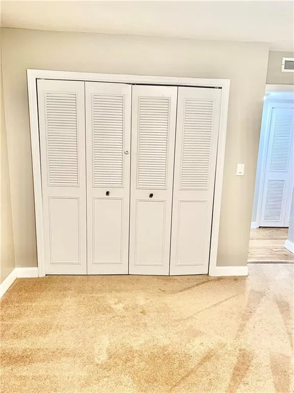6851 Roswell Rd Road Unit I18, Sandy Springs, Georgia 30328, 3 Bedrooms Bedrooms, ,2 BathroomsBathrooms,Residential,Sold,6851 Roswell Rd Road Unit I18,7070808