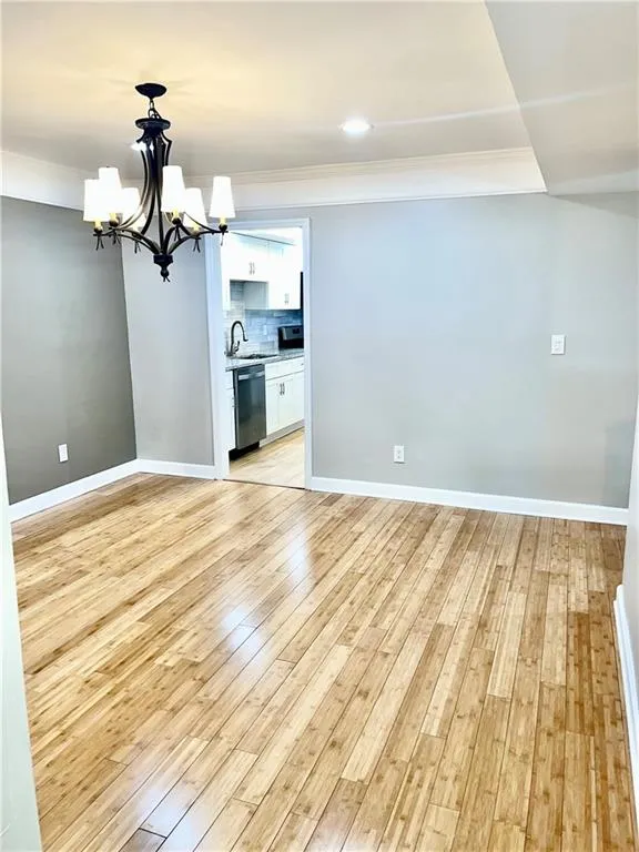 6851 Roswell Rd Road Unit I18, Sandy Springs, Georgia 30328, 3 Bedrooms Bedrooms, ,2 BathroomsBathrooms,Residential,Sold,6851 Roswell Rd Road Unit I18,7070808