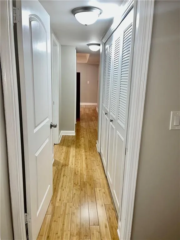 6851 Roswell Rd Road Unit I18, Sandy Springs, Georgia 30328, 3 Bedrooms Bedrooms, ,2 BathroomsBathrooms,Residential,Sold,6851 Roswell Rd Road Unit I18,7070808