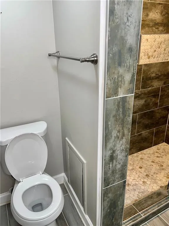 6851 Roswell Rd Road Unit I18, Sandy Springs, Georgia 30328, 3 Bedrooms Bedrooms, ,2 BathroomsBathrooms,Residential,Sold,6851 Roswell Rd Road Unit I18,7070808