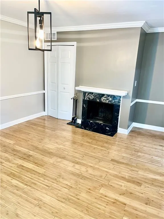 6851 Roswell Rd Road Unit I18, Sandy Springs, Georgia 30328, 3 Bedrooms Bedrooms, ,2 BathroomsBathrooms,Residential,Sold,6851 Roswell Rd Road Unit I18,7070808