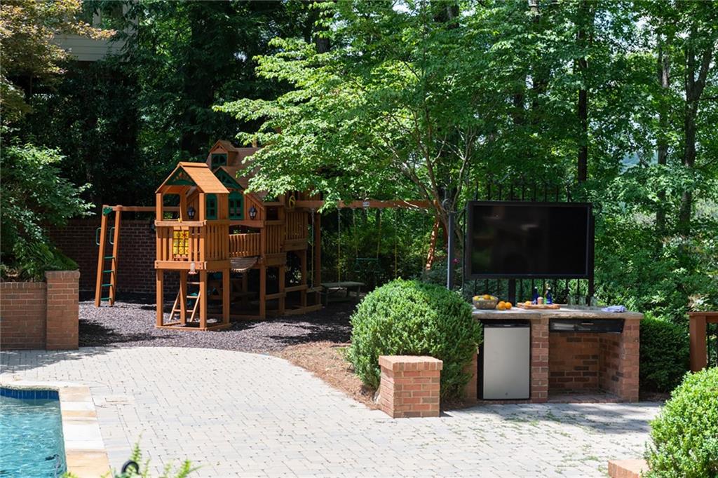 6000 Winterthur Ridge, Sandy Springs, Georgia 30328, 6 Bedrooms Bedrooms, ,6 BathroomsBathrooms,Residential,Sold,6000 Winterthur Ridge,7223427 6000 Winterthur Ridge, Sandy Springs, Georgia 30328, 6 Bedrooms Bedrooms, ,6 BathroomsBathrooms,Residential,Sold,6000 Winterthur Ridge,7223427