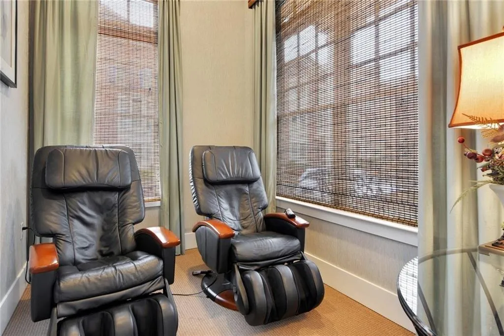 Sitting room with carpet floors