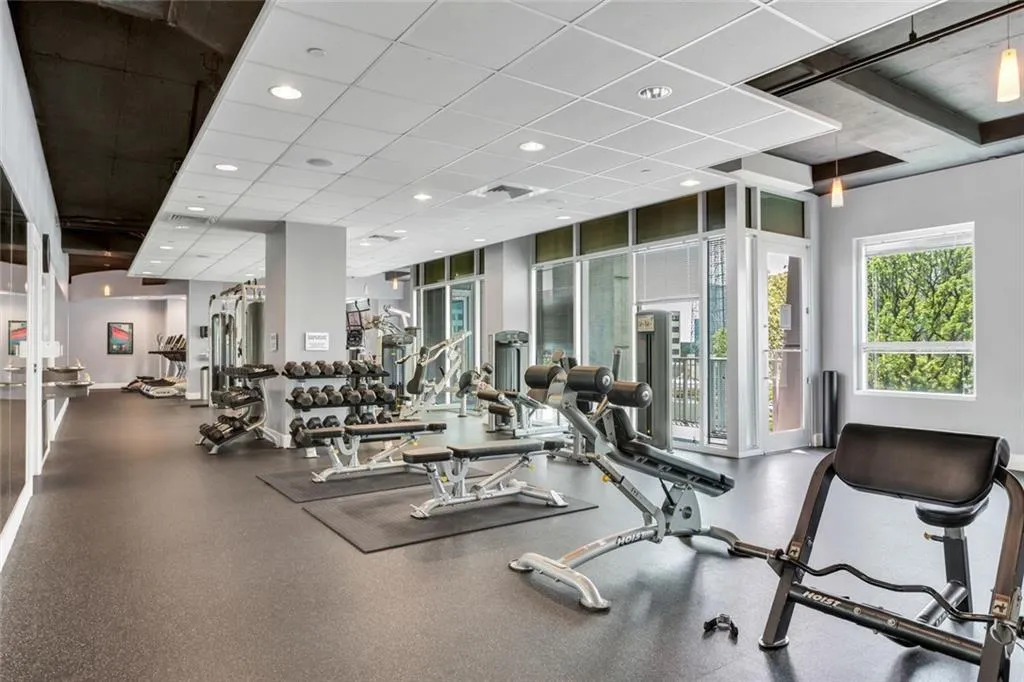 923 Peachtree St Unit 1235-47.jpg