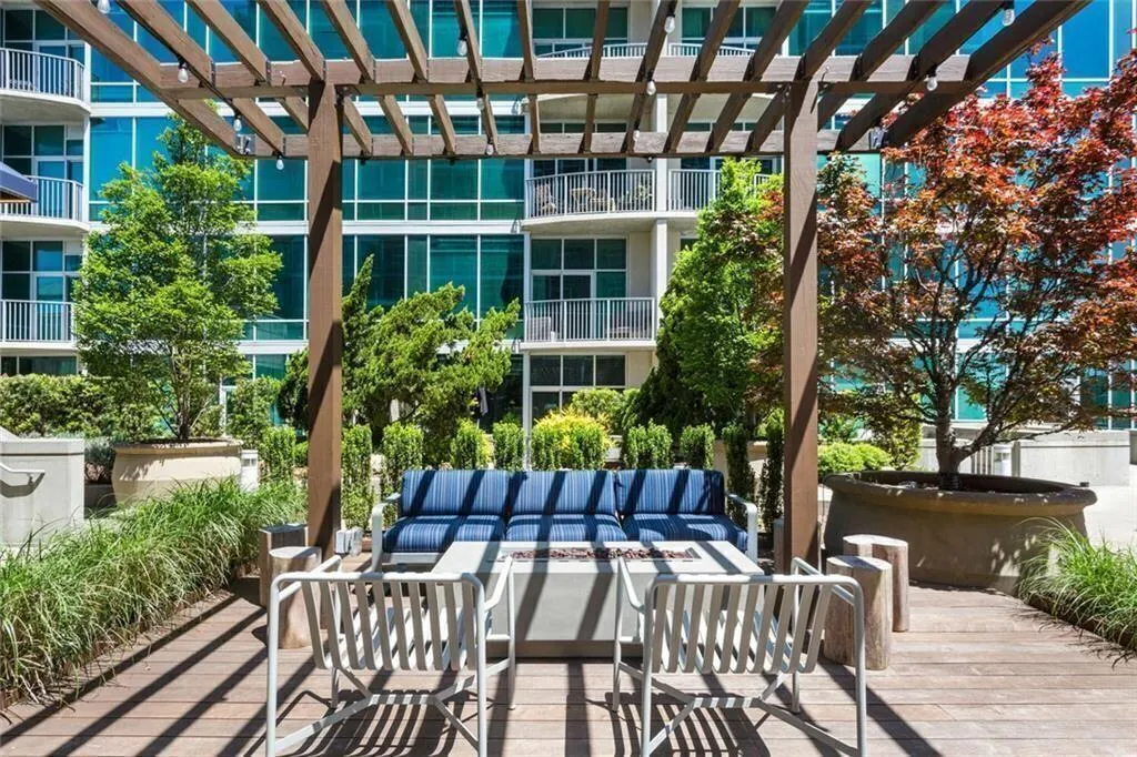 923 Peachtree Street Ne, Atlanta, Georgia 30309, 1 Bedroom Bedrooms, ,1 BathroomBathrooms,Residential,For Sale,923 Peachtree Street Ne,7547778