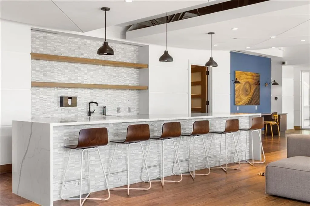 923 Peachtree St Unit 1235-53.jpg