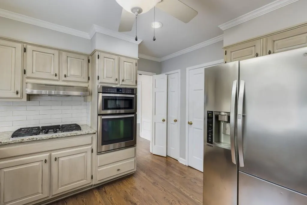 300 Cannady Court, Sandy Springs, Georgia 30350, 5 Bedrooms Bedrooms, ,4 BathroomsBathrooms,Residential,Sold,300 Cannady Court,7489285