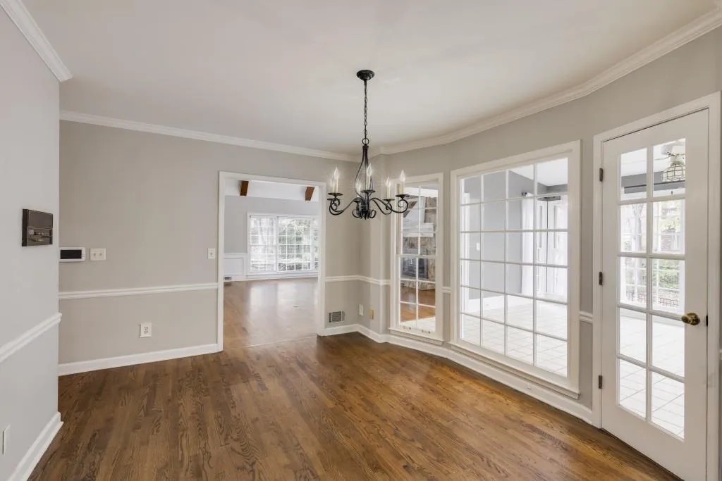 300 Cannady Court, Sandy Springs, Georgia 30350, 5 Bedrooms Bedrooms, ,4 BathroomsBathrooms,Residential,Sold,300 Cannady Court,7489285