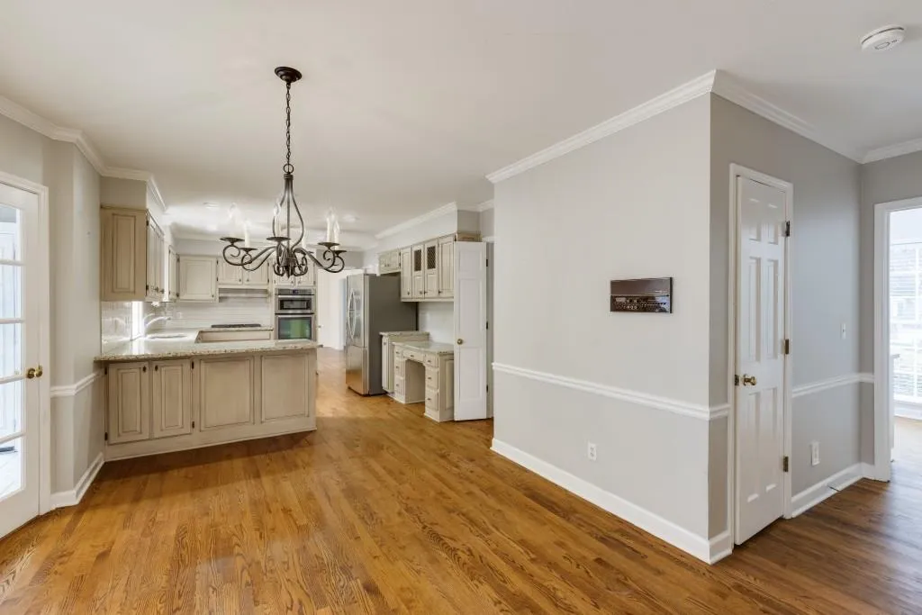 300 Cannady Court, Sandy Springs, Georgia 30350, 5 Bedrooms Bedrooms, ,4 BathroomsBathrooms,Residential,Sold,300 Cannady Court,7489285