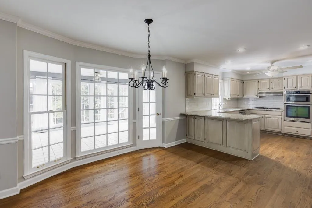 300 Cannady Court, Sandy Springs, Georgia 30350, 5 Bedrooms Bedrooms, ,4 BathroomsBathrooms,Residential,Sold,300 Cannady Court,7489285