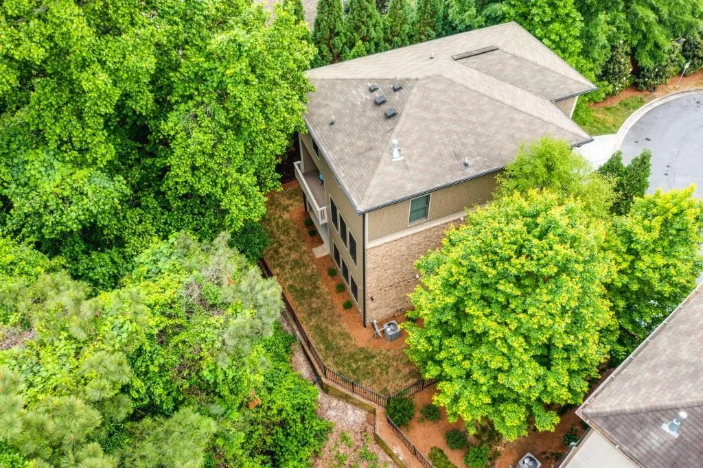 938 Canterbury Lane, Atlanta, Georgia 30324, 4 Bedrooms Bedrooms, ,3 BathroomsBathrooms,Residential,For Sale,938 Canterbury Lane,7520399